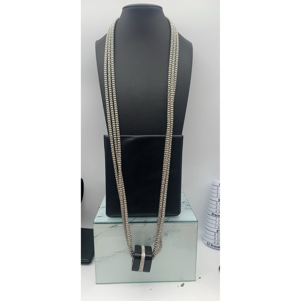 Silver‎ Tone 3 Strand Long Necklace With A Chunky Back & Rhinestone Pendant